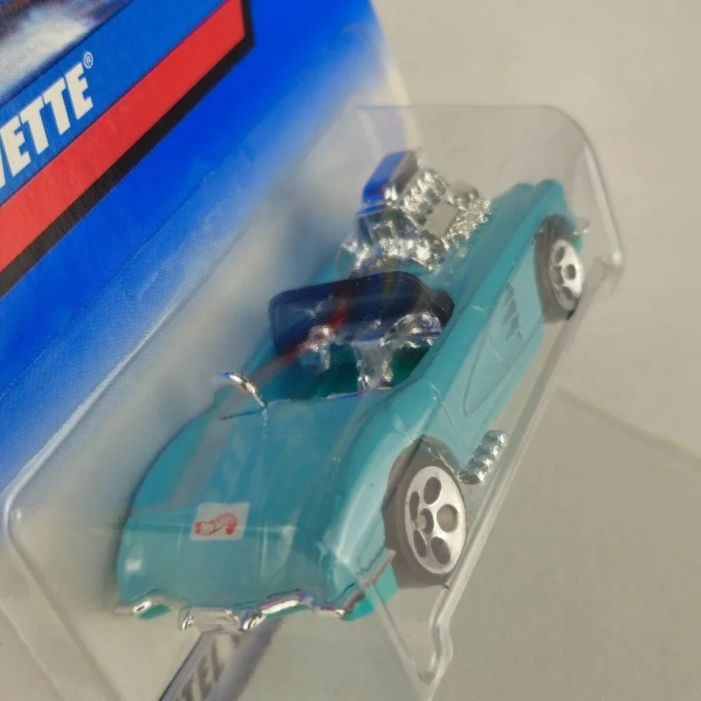 VINTAGE‎ Hot Wheels 1997 #780 '58 Corvette MINT IN CARD (K226)